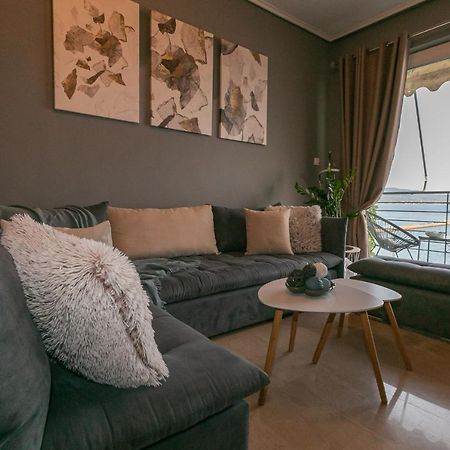 Seafront Kalamata Haven - Blue Luxury Suite Exteriör bild