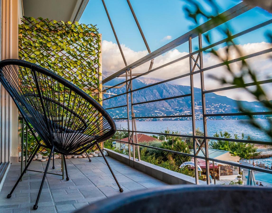 Seafront Kalamata Haven - Blue Luxury Suite Exteriör bild